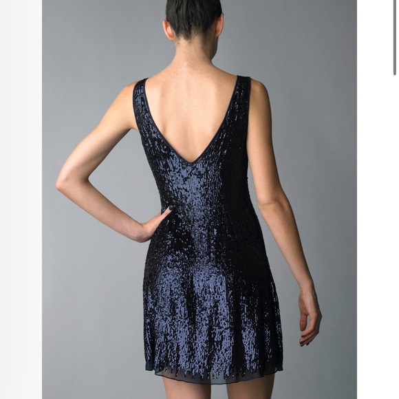Basix Black Label. D5448A. V NECK SEQUIN MINI DRESS - Picture 3 of 8